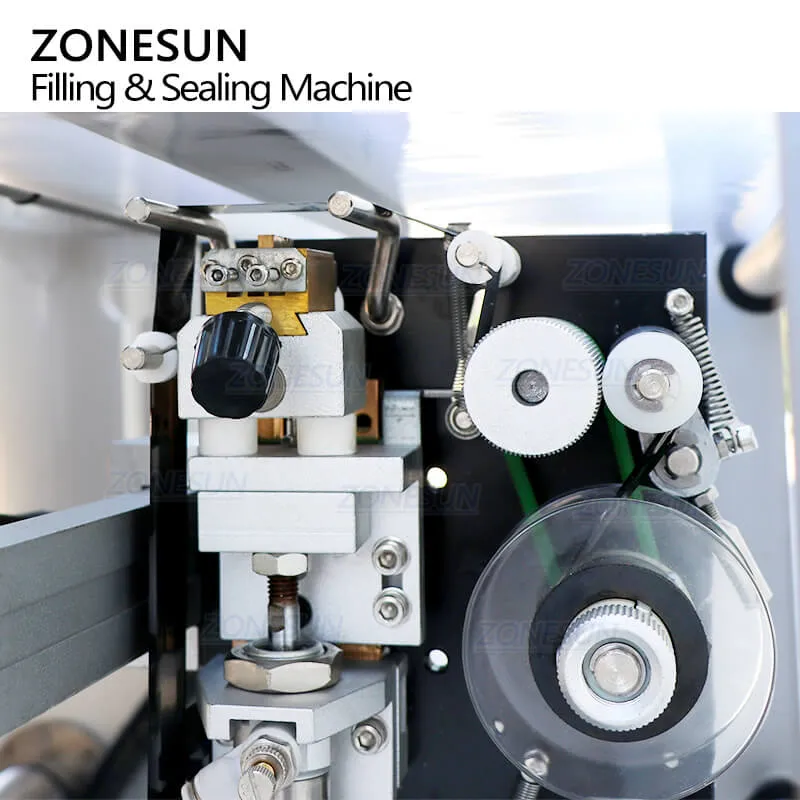 ZS-GFGT620 Automatic Vertical Form Bagged Sauce Water Sachet Paste Liquid Pouch Filling And Back Side Sealing Machine